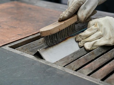 Clean the Metal